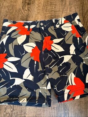 Tommy Hilfiger Navy, White and Red Floral Leaves Hawaiian Pattern Trim Shorts